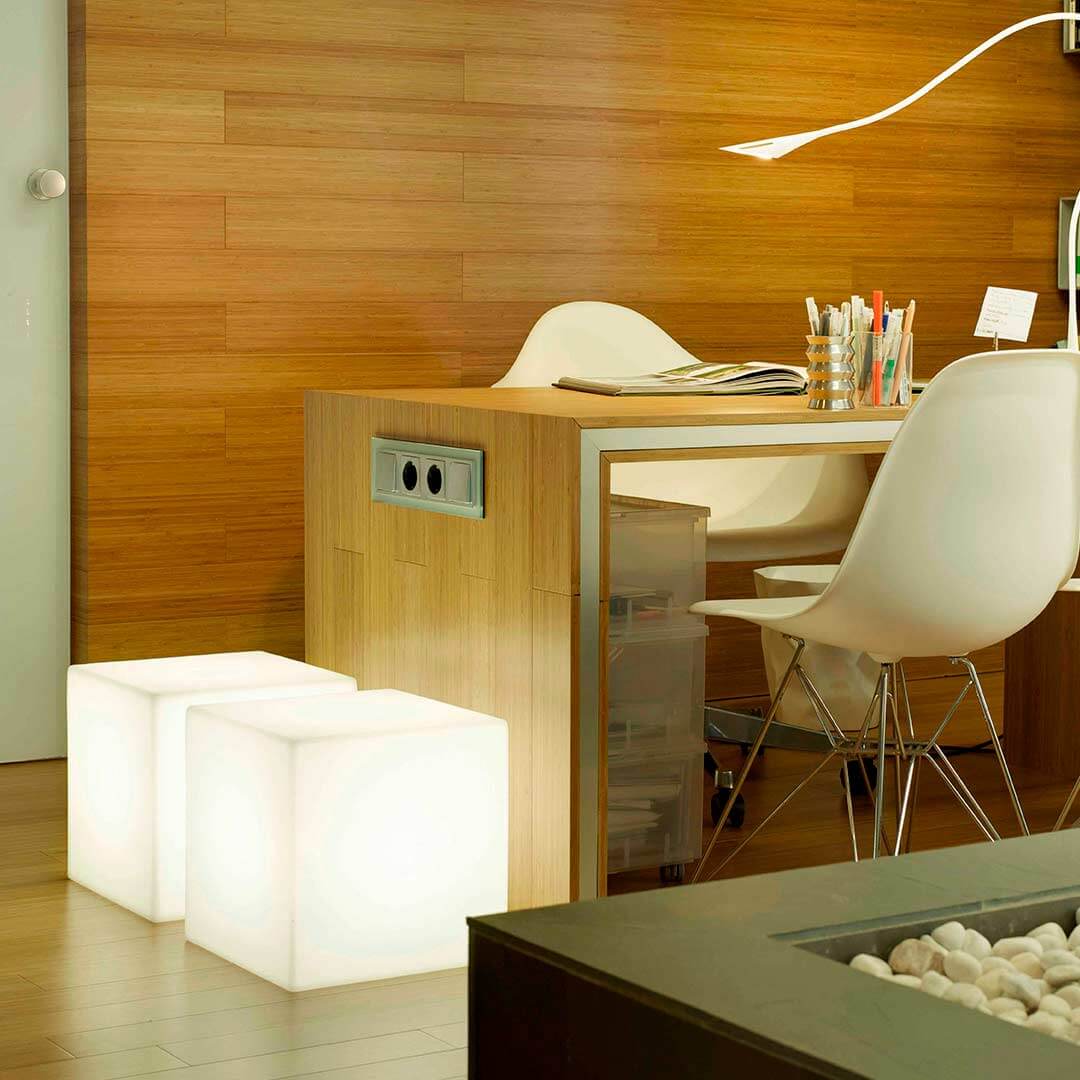 CUBO LED LUMINOSO CON CABLE CUBY 45 43X43X43 CM