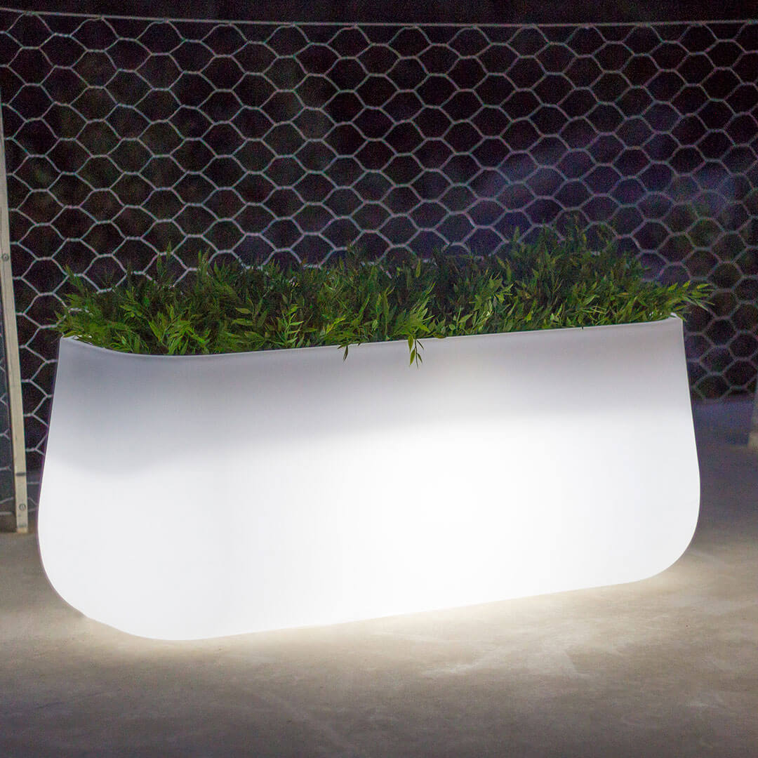 MACETERO MINIMALISTA LUZ LED CON CABLE CAMELIA LARGE 40X98X39 CM