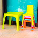 Conjunto Infantil Julieta con mesa y 2 sillas verde lima para niños.