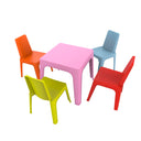 Conjunto Infantil Julieta con mesa naranja y 4 sillas multicolor para niños.