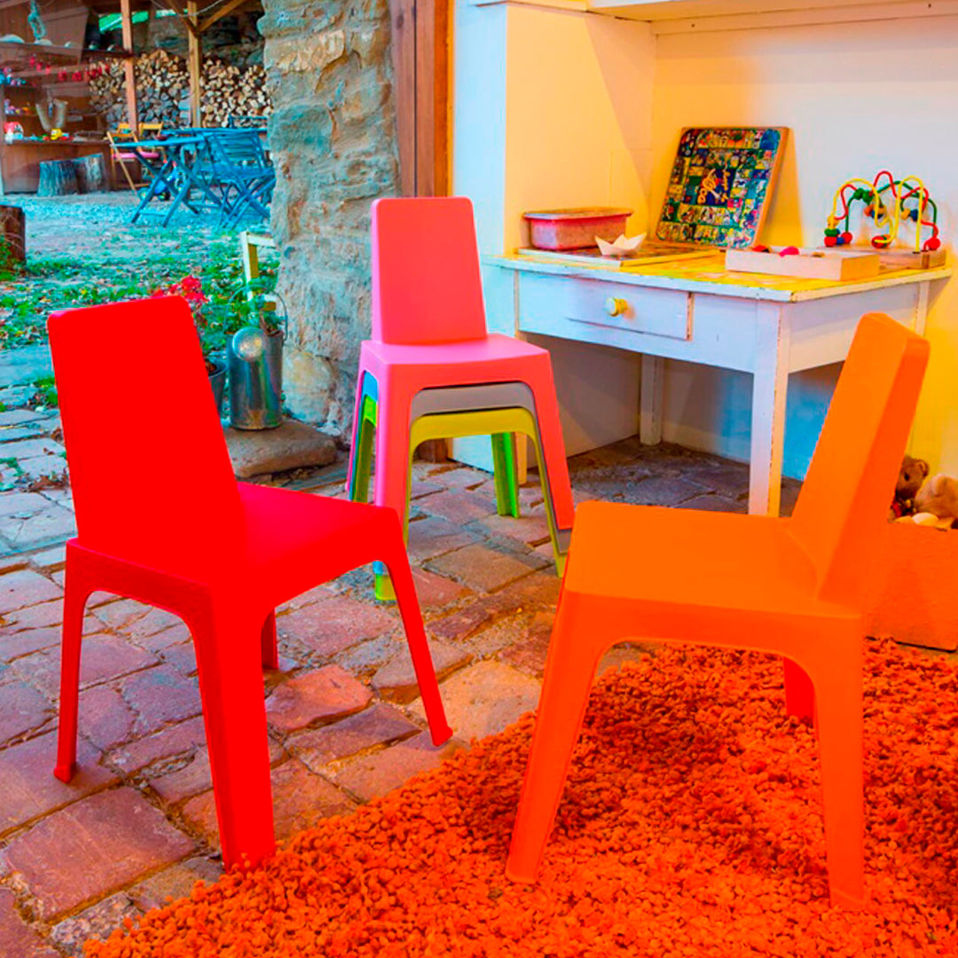 JULIETA CHILDREN'S SET: BLUE TABLE AND 4 MULTICOLOR CHAIRS 