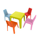 Conjunto Infantil Julieta con mesa verde lima y 4 sillas multicolor para niños.