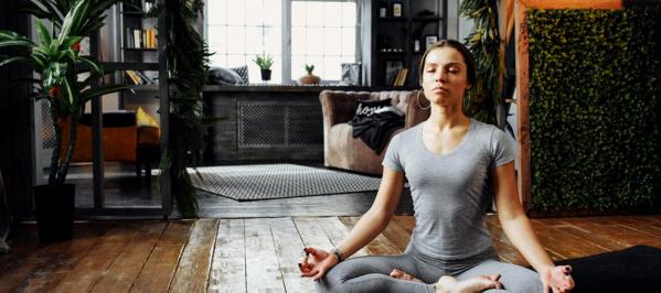 Manual para crear un espacio de meditación en casa de lo más Zen